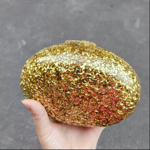 ROUND GOLD GLITTER CLUTCH PURSE - Picture 13 of 13